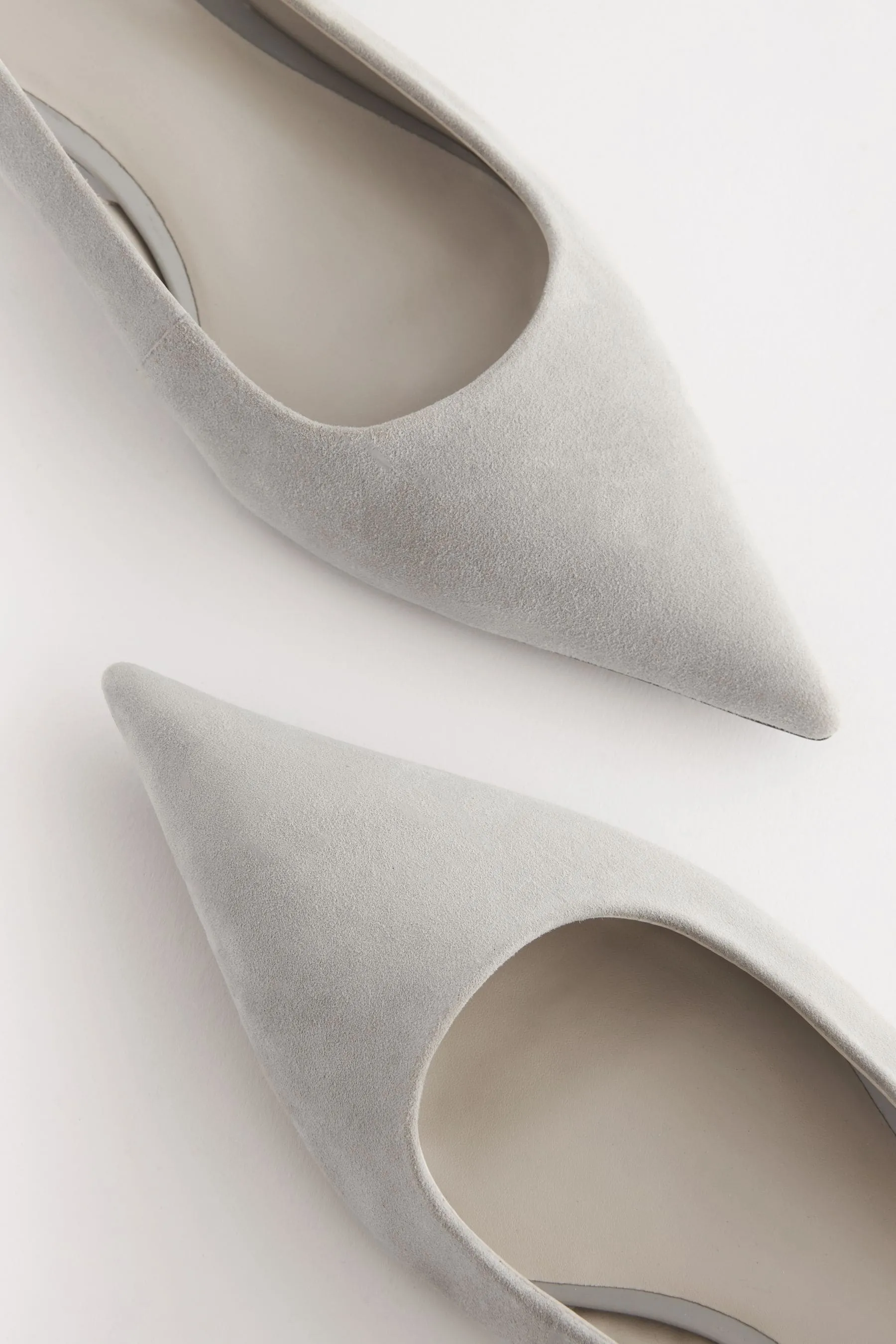 Forever Comfort® - Scarpe da ginnastica basse a rocchetto con cinturino posteriore e tacco Scarpe